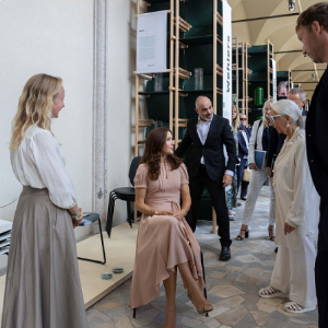 Picture of R.U.M. Armrest Black