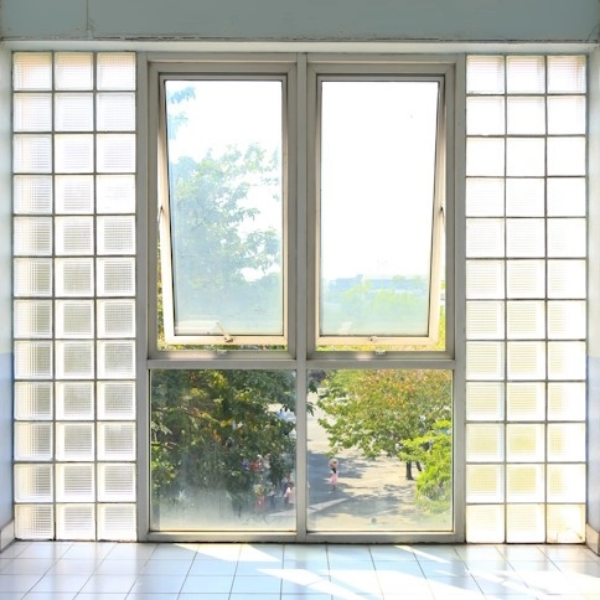 Picture of Glass Blockwork 